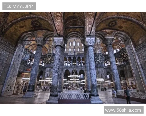 迪拜与多哈的魅力对比探讨现代城市发展与文化特色